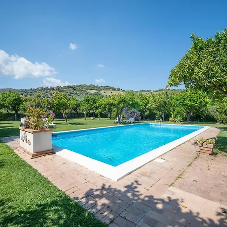 Ancient In The Countryside Of Stilo With Garden *