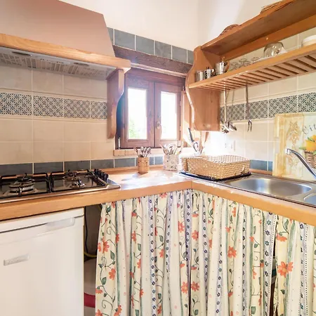 Ancient In The Countryside Of Stilo With Garden Holiday home *