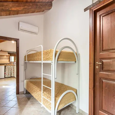Ancient In The Countryside Of Stilo With Garden Holiday home *